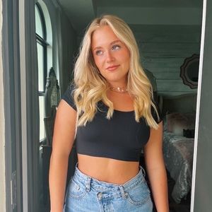 Meet your Posher, Louise